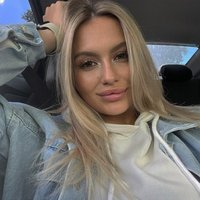 Каролина Новикова